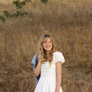 Meet your Posher, Laurali